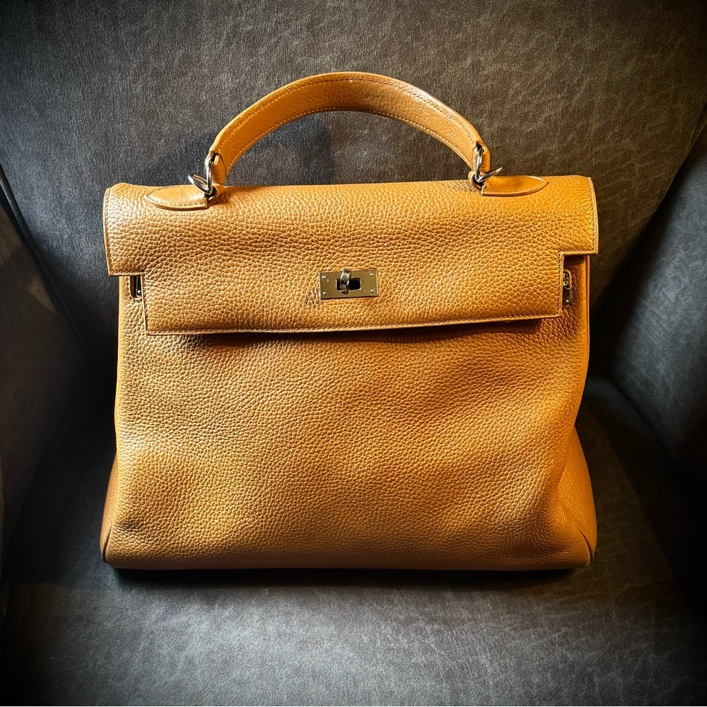 HERMES  Kelly Bag  ⭐️⭐️⭐️